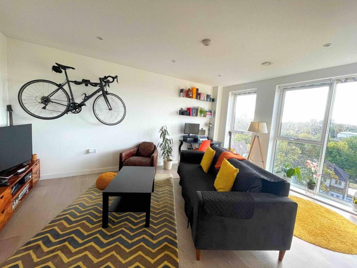 2-bed Only 15 Mins From Appartamento Londra